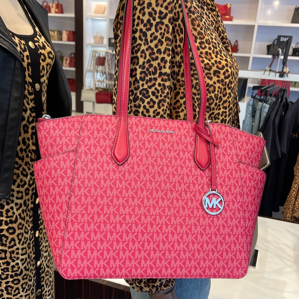 MICHAEL KORS Marilyn Medium Signature Logo Tote Bag
Dark Raspberry 
NWT - Picture 6 of 16